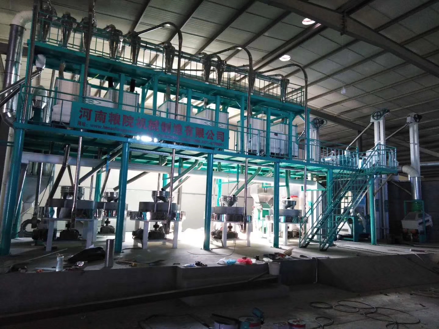 河南商丘客户石磨面粉机安装调试成功已投产运营