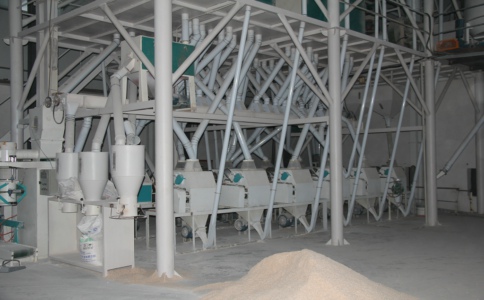 面粉加工机械根据小麦硬度调整流量设置